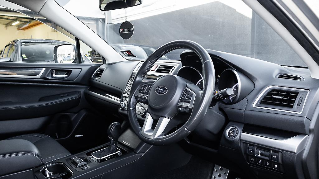 2015 Subaru Outback Limited AWD  Eyesight Leather image 324733