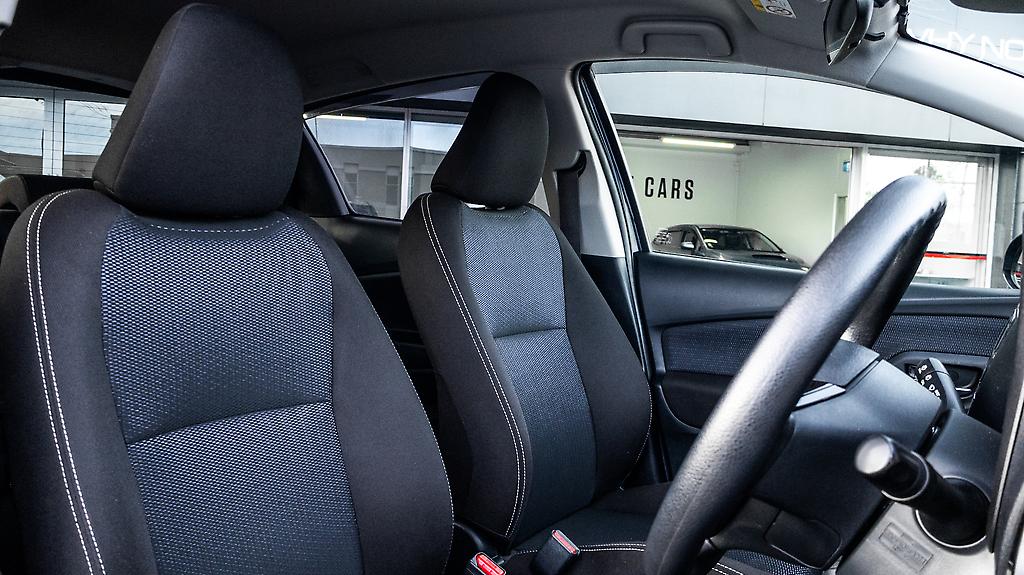 2018 Toyota Vitz Hybrid F Safety Edition image 324711