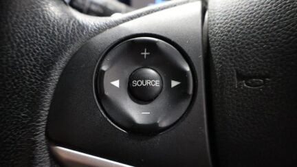 2015 Honda Fit Hybrid S-Package image 326554