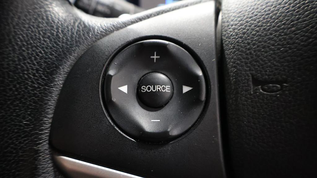 2015 Honda Fit Hybrid S-Package image 326554