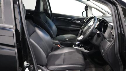 2013 Honda Fit Hybrid L Package image 321354