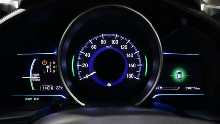 2015 Honda Fit Hybrid L Package image 324190