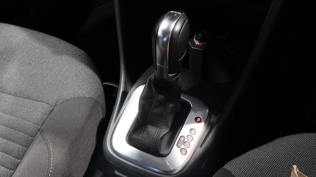 2013 Volkswagen Polo TSI Comfortline Blue Motion image 322948