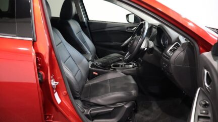 2013 Mazda Atenza 20S Wagon image 323802