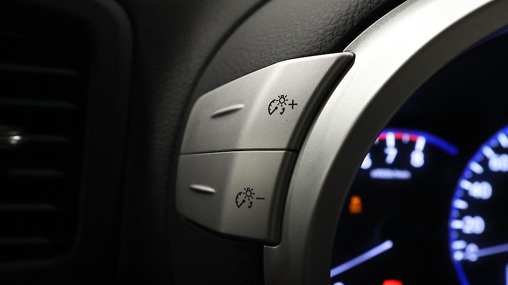 2012 Nissan Elgrand 250 Highway Star Urban Chrome image 326443