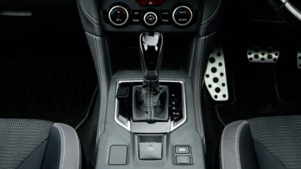 2017 Subaru Impreza Sport 2.0i-S Eyesight image 324952