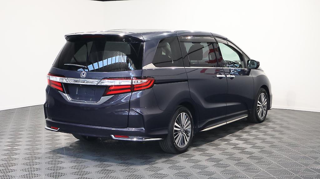 2014 Honda Odyssey Absolute image 325056