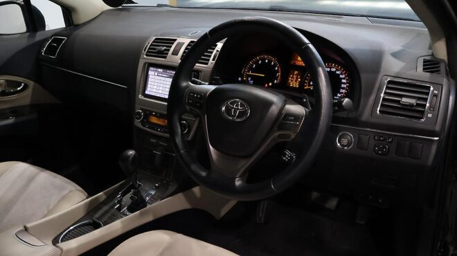 2013 Toyota Avensis image 322512
