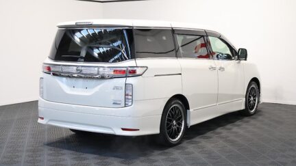 2012 Nissan Elgrand 250 Highway Star Urban Chrome image 326424