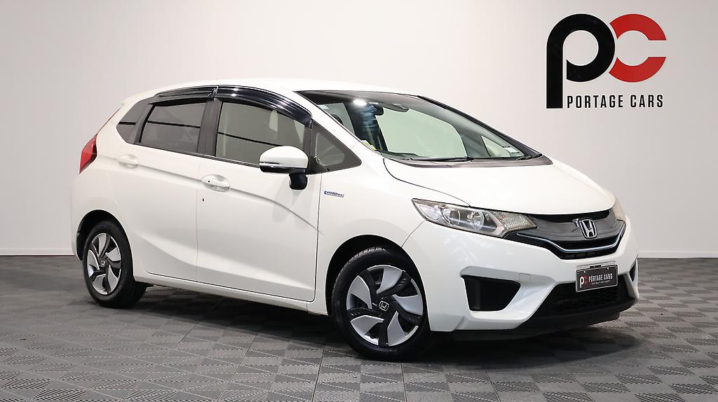2013 Honda Fit Hybrid L Package image 323770