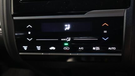 2015 Honda Fit Hybrid L Package image 324192