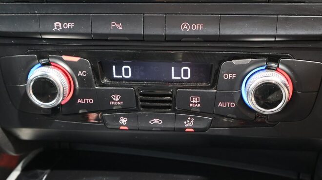 2013 Audi A4 Avant 2.0TFSI S-Line Package image 322380