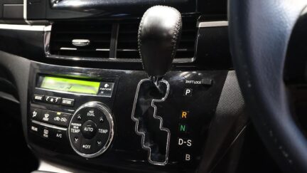 2012 Toyota Estima Hybrid Aeras 4WD image 326021