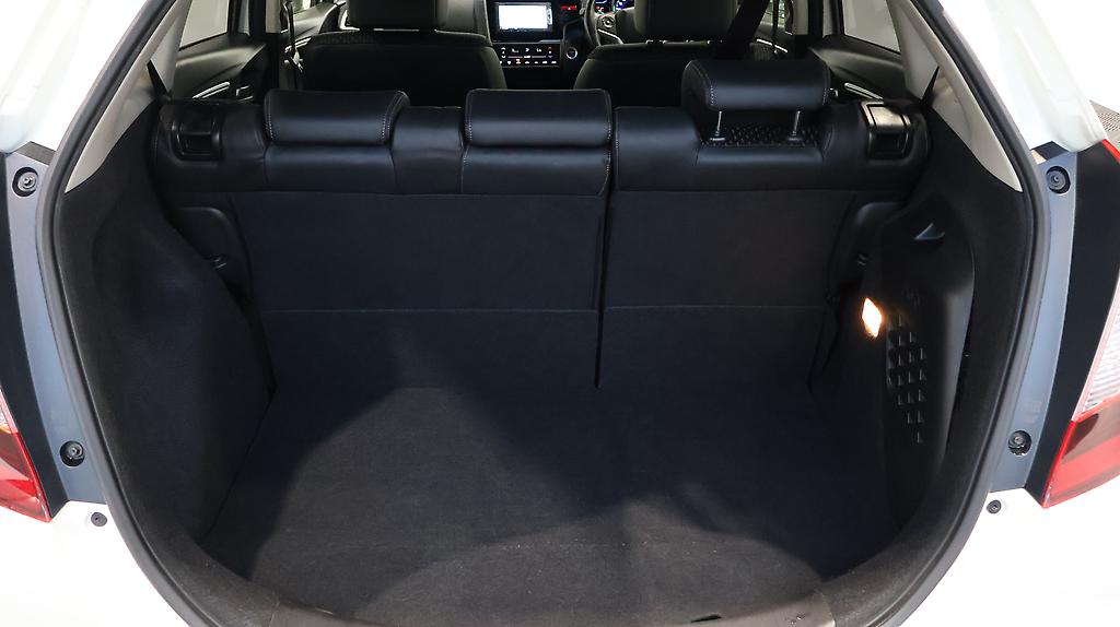 2013 Honda Fit Hybrid L Package image 321374