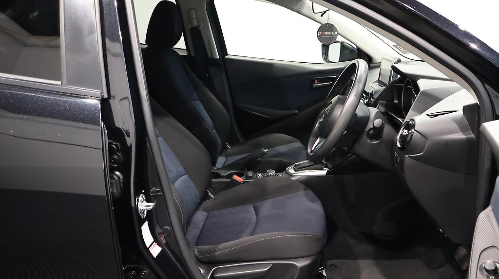 2015 Mazda Demio 13S image 323516