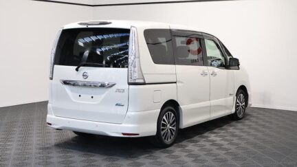 2014 Nissan Serena Highway Star S-Hybrid Advanced safety Package image 326402