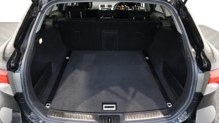 2014 Toyota Avensis Wagon image 325194