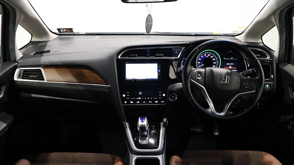 2016 Honda Shuttle Hybrid Z Style Edition image 324034