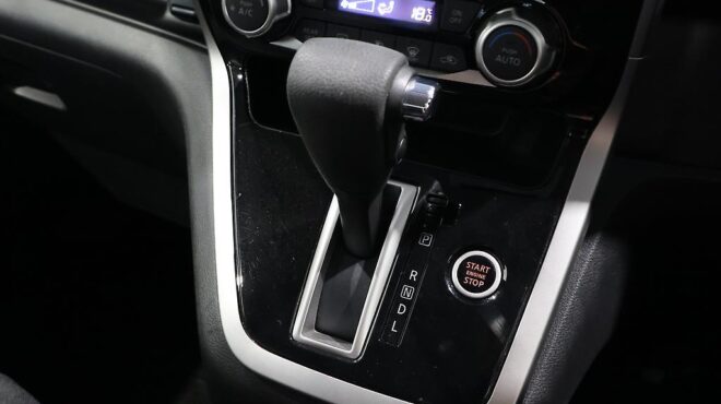 2016 Nissan Serena Highway Star image 321831