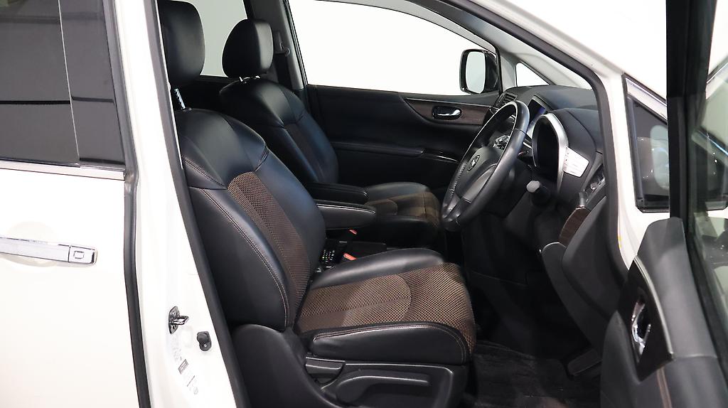 2012 Nissan Elgrand 250 Highway Star Urban Chrome image 326431