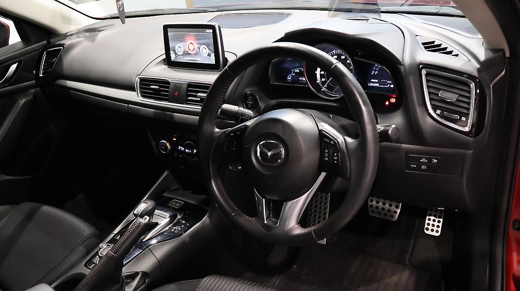 2014 Mazda Axela Hybrid image 326458