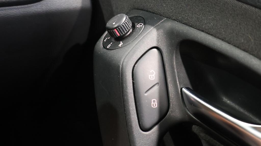 2010 Volkswagen Polo BLUETOOTH + REVERSE CAMERA image 324656