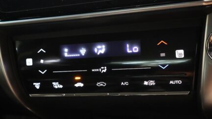 2014 Honda Grace image 324559