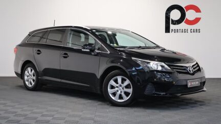 2014 Toyota Avensis Wagon image 325188