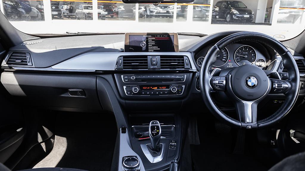 2013 Bmw 320i 320i M Sports , Parking sensors image 321229