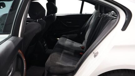 2012 Bmw 320i Motorsport image 325824