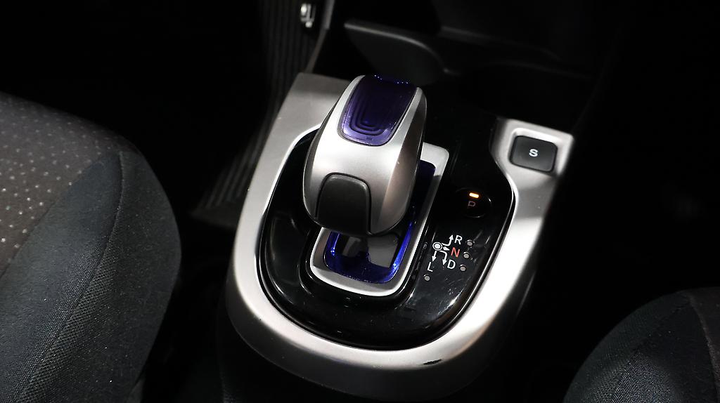 2014 Honda Fit Hybrid F-Package image 321940