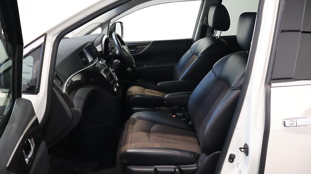 2012 Nissan Elgrand 250 Highway Star Urban Chrome image 326427