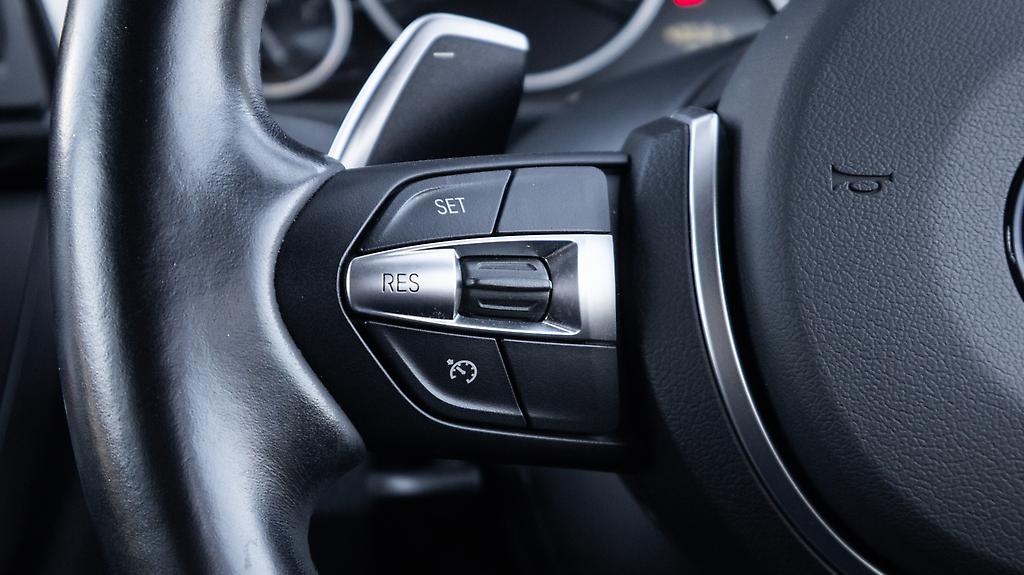 2013 Bmw 320i 320i M Sports , Parking sensors image 321237