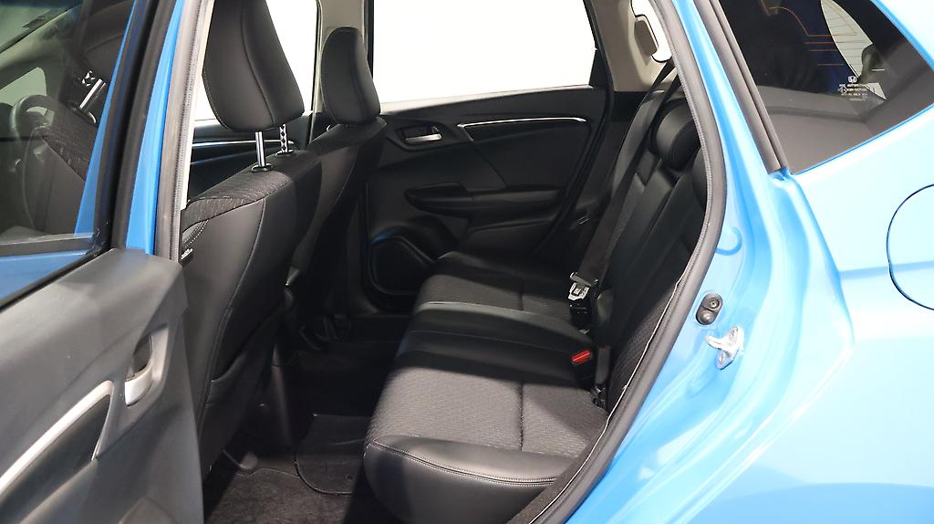 2013 Honda Fit Hybrid L-Package image 325399