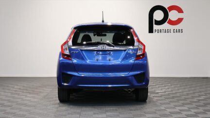 2015 Honda Fit Hybrid L-Package image 324004