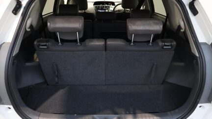 2012 Toyota Prius ALPHA HYBRID 7 Seater image 324115