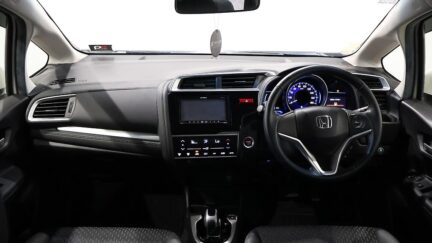 2013 Honda Fit Hybrid L Package image 323782