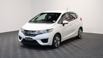 2013 Honda Fit Hybrid L Package image 321370