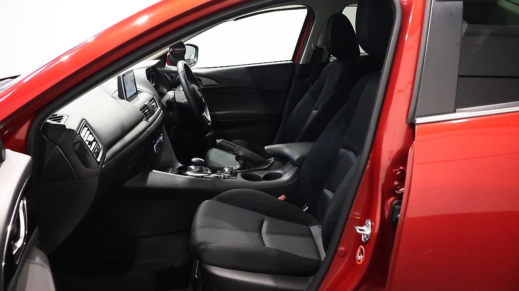 2014 Mazda Axela Hybrid image 326453