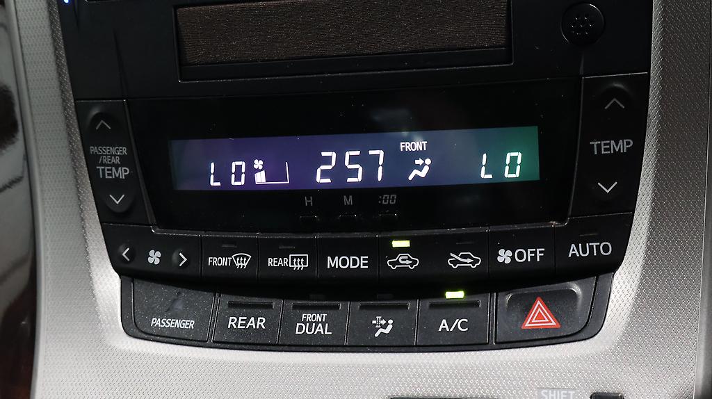 2012 Toyota Alphard 240S image 324848