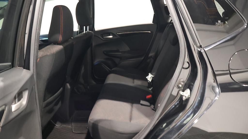 2015 Honda Fit Hybrid S-Package image 326543