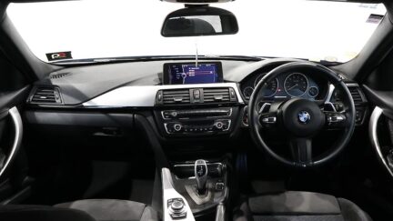 2012 Bmw 320i Motorsport image 325628