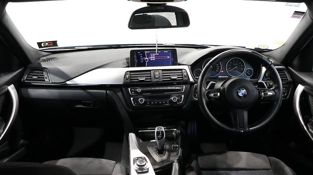 2012 Bmw 320i Motorsport image 325628