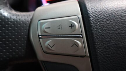 2012 Toyota Vellfire 2.4Z image 323746