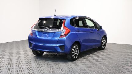 2015 Honda Fit Hybrid L-Package image 324003