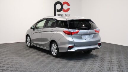 2016 Honda Shuttle Hybrid Z Style Edition image 324026