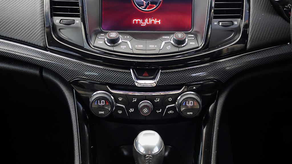 2013 Holden Commodore VF SV6 SDN AT NZ NEW Tints image 321175