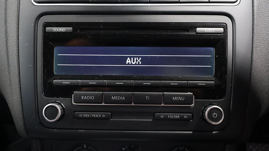 2013 Volkswagen Polo TSI Comfortline Blue Motion image 322946