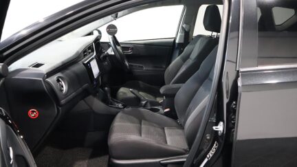 2016 Toyota Auris 150X S-Package image 326730