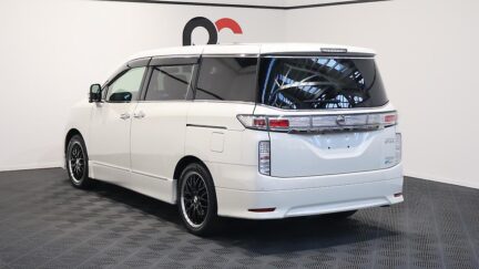 2012 Nissan Elgrand 250 Highway Star Urban Chrome image 326423